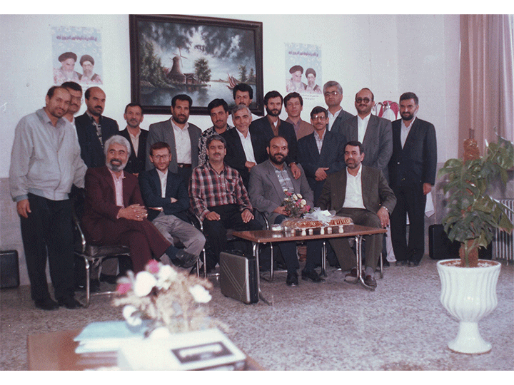 دبیرستان شهیدهاشمی نژاد یک - سمپاد مشهد - عکس دسته جمعی اساتید - استاد مرتضی محمدی - 1373