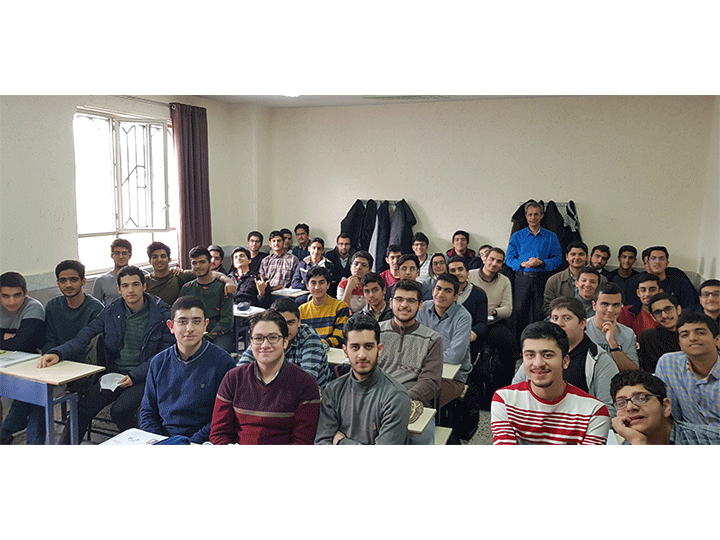 دبیرستان شهید هاشمی نژاد یک - سمپاد مشهد - عکس سلفی کلاس دوازدهم تجربی - رتبه 6 کنکور ، امیر بسکابادی - 1398